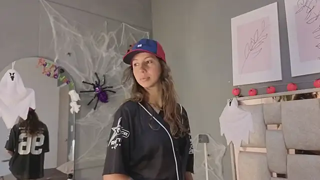 Snapshot of jolie_lov chatting on October 2025 01:01:01 PM jolie lov online show from October 2025 01:01:01 PM