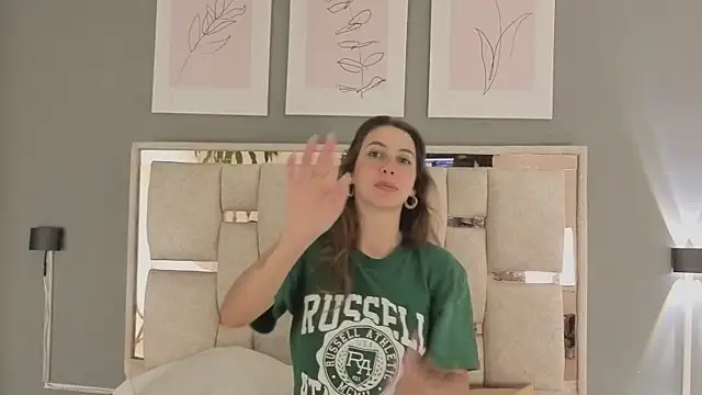 Snapshot of jolie_lov chatting on November 2025 01:35:02 PM jolie lov online show from November 2025 01:35:02 PM