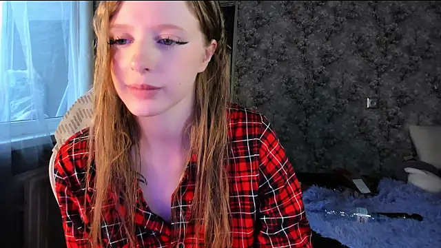 Snapshot of Inma_Lewdness chatting on October 2025 11:00:01 AM Inma Lewdness online show from October 2025 11:00:01 AM