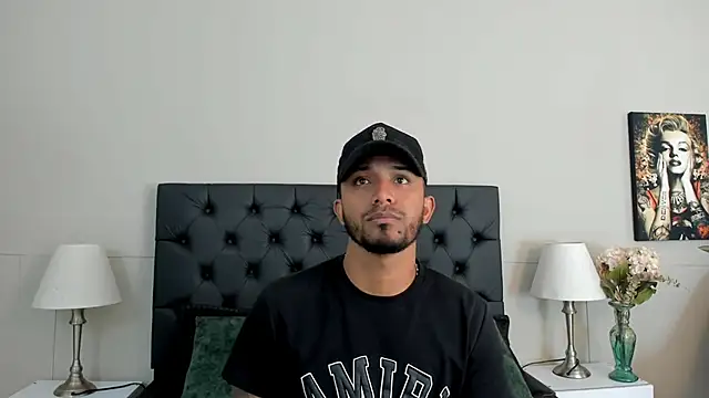 Snapshot of Robin_Rief chatting on September 2025 03:28:01 AM Robin Rief online show from September 2025 03:28:01 AM