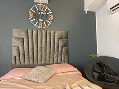 Robin Rief online show from March 2026 07:30:01 PM