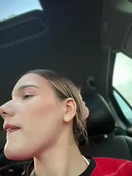 NicoleCut online show from July 2026 10:42:02 PM