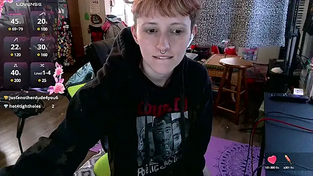 Snapshot of _hellostormy_ chatting on February 2025 03:15:02 PM hellostormy online show from February 2025 03:15:02 PM