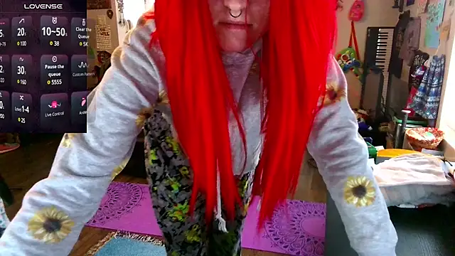 Snapshot of _hellostormy_ chatting on March 2025 04:12:02 PM hellostormy online show from March 2025 04:12:02 PM