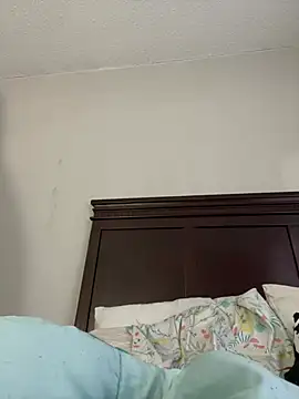 1prettygem online show from December 2024 04:24:02 PM