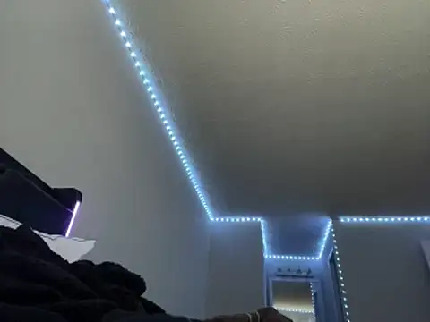 1prettygem online show from December 2025 06:24:02 PM