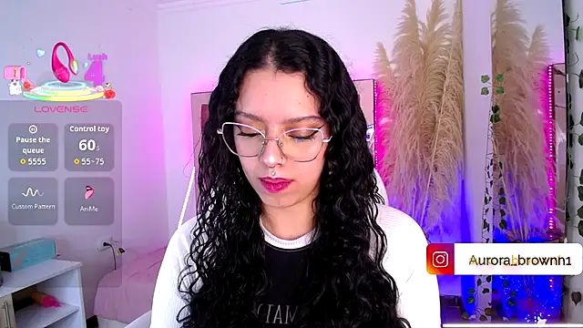 Snapshot of Aurora_Brownn chatting on October 2025 04:24:01 AM Aurora Brownn online show from October 2025 04:24:01 AM