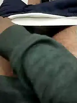 Snapshot of KUKU69XX chatting on January 2025 05:16:02 PM KUKU69XX online show from January 2025 05:16:02 PM