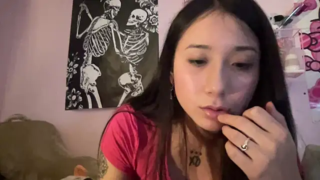 Snapshot of tokyobaby chatting on December 2024 06:12:02 AM tokyobaby online show from December 2024 06:12:02 AM