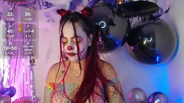 Snapshot of LatinasGoddesses_ chatting on October 2025 03:17:02 AM LatinasGoddesses online show from October 2025 03:17:02 AM