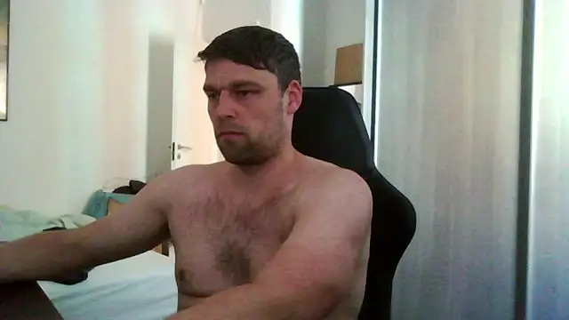 Snapshot of The_big_viking_ chatting on May 2026 11:05:02 AM The big viking online show from May 2026 11:05:02 AM