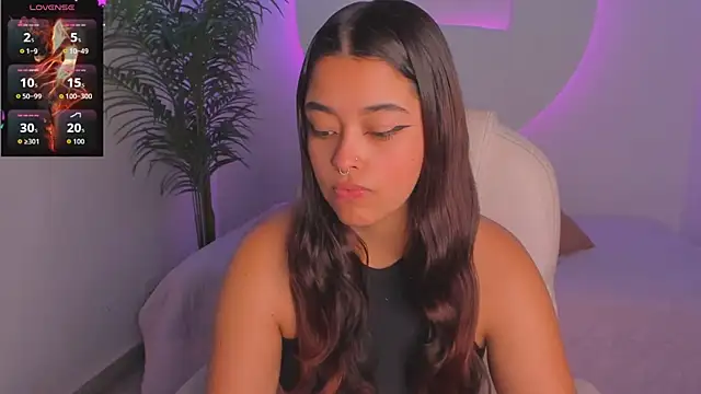 Snapshot of Ariana_Pierce chatting on November 2025 12:16:01 PM Ariana Pierce online show from November 2025 12:16:01 PM