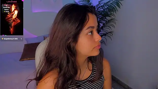 Snapshot of Ariana_Pierce chatting on November 2025 12:26:01 PM Ariana Pierce online show from November 2025 12:26:01 PM