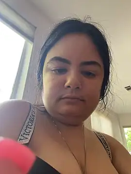 Snapshot of littlemissbabycakes chatting on May 2026 06:38:02 PM littlemissbabycakes online show from May 2026 06:38:02 PM