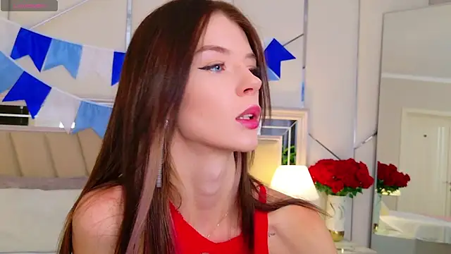 Snapshot of MeganMour chatting on September 2025 05:04:02 PM MeganMour online show from September 2025 05:04:02 PM