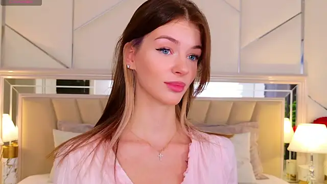 Snapshot of MeganMour chatting on October 2025 05:12:02 PM MeganMour online show from October 2025 05:12:02 PM