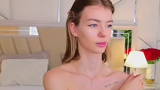 Snapshot of MeganMour chatting on November 2025 05:12:02 PM MeganMour online show from November 2025 05:12:02 PM