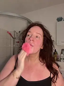 Engel mia online show from March 2026 10:41:01 AM