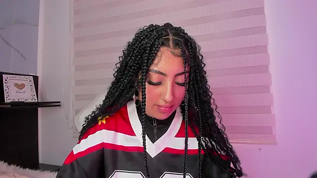 misscheelsee online show from February 2025 02:30:01 PM