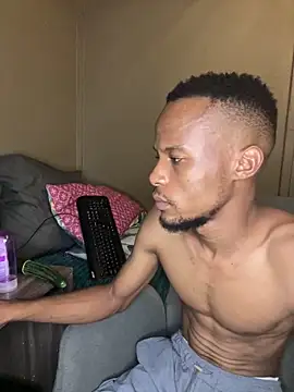 Snapshot of fathomless chatting on December 2024 08:04:01 PM fathomless online show from December 2024 08:04:01 PM