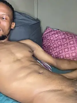 Snapshot of fathomless chatting on January 2025 09:20:01 PM fathomless online show from January 2025 09:20:01 PM