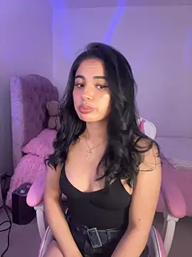 Emily-14 online show from April 2026 05:35:01 AM