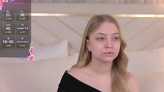 Snapshot of DorisHell chatting on February 2025 05:58:01 PM DorisHell online show from February 2025 05:58:01 PM