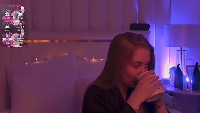 Snapshot of DorisHell chatting on October 2025 02:57:02 AM DorisHell online show from October 2025 02:57:02 AM