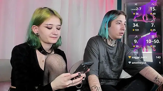 Snapshot of Milten-Trish chatting on January 2025 10:40:01 PM Milten-Trish online show from January 2025 10:40:01 PM