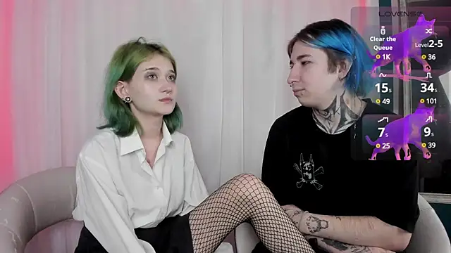 Snapshot of Milten-Trish chatting on January 2025 09:26:01 PM Milten-Trish online show from January 2025 09:26:01 PM