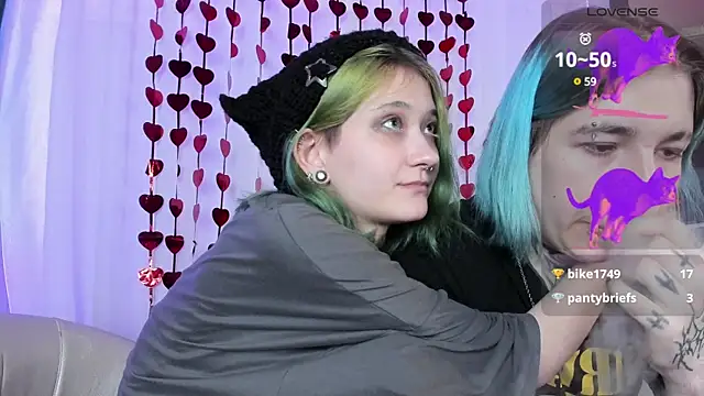 Snapshot of Milten-Trish chatting on March 2025 02:46:02 AM Milten-Trish online show from March 2025 02:46:02 AM