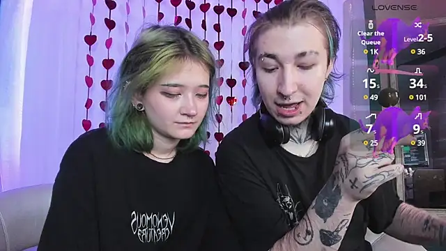 Snapshot of Milten-Trish chatting on March 2025 12:40:02 AM Milten-Trish online show from March 2025 12:40:02 AM