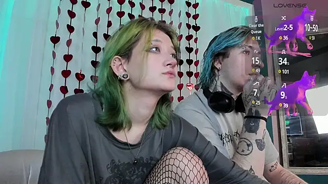 Snapshot of Milten-Trish chatting on March 2025 02:27:02 AM Milten-Trish online show from March 2025 02:27:02 AM