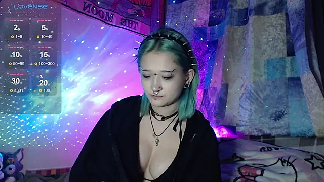 Snapshot of Milten-Trish chatting on October 2025 06:36:01 PM Milten-Trish online show from October 2025 06:36:01 PM