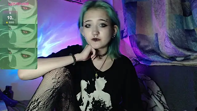 Snapshot of Milten-Trish chatting on October 2025 09:02:01 PM Milten-Trish online show from October 2025 09:02:01 PM