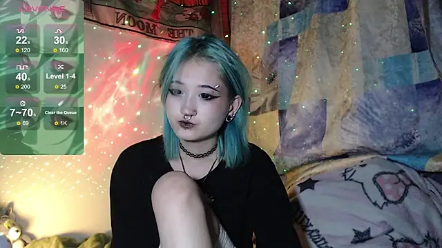 Snapshot of Milten-Trish chatting on October 2025 10:51:01 PM Milten-Trish online show from October 2025 10:51:01 PM