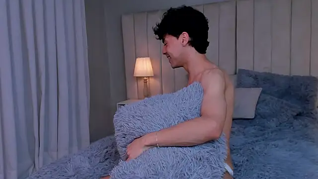 Snapshot of Dammon_Stallion chatting on February 2025 02:16:01 PM Dammon Stallion online show from February 2025 02:16:01 PM