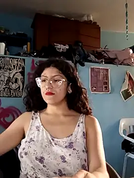 Snapshot of LoveElectra chatting on March 2025 01:21:01 PM LoveElectra online show from March 2025 01:21:01 PM