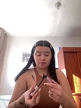 SaraBraun  online show from January 2025 01:32:02 PM