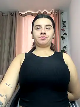 SaraBraun  online show from October 2025 06:29:01 PM