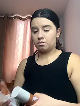 SaraBraun  online show from October 2025 04:42:02 PM