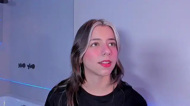 ArtemisaBlake online show from December 2024 12:10:02 AM