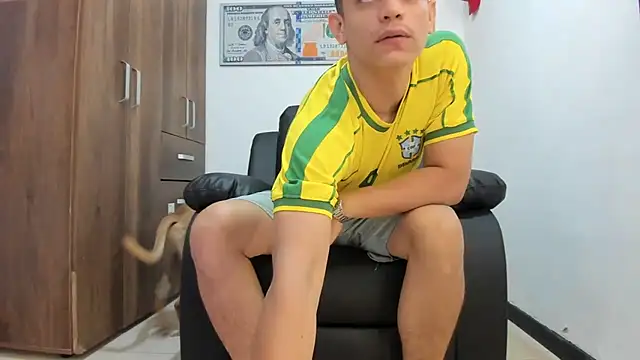 Snapshot of boss_of_cash chatting on September 2025 02:17:01 PM boss of cash online show from September 2025 02:17:01 PM