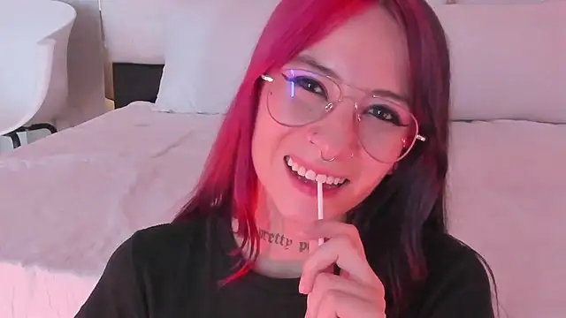 Michell Wallker online show from January 2025 09:31:01 PM