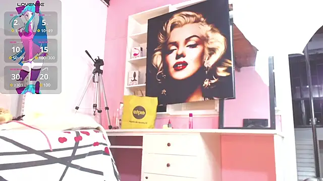 Snapshot of Brihanna_sexxx chatting on January 2025 04:15:01 AM Brihanna sexxx online show from January 2025 04:15:01 AM