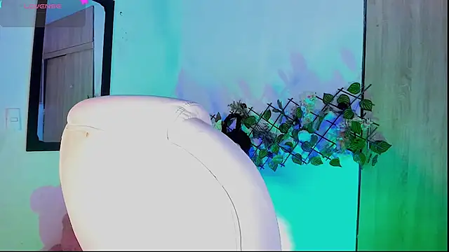 Samuel Hilton online show from April 2026 08:33:02 AM