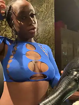 Snapshot of Charismasweets chatting on March 2025 08:51:02 AM Charismasweets online show from March 2025 08:51:02 AM