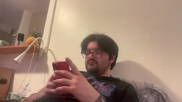 underthesun16 online show from April 2026 10:32:01 PM