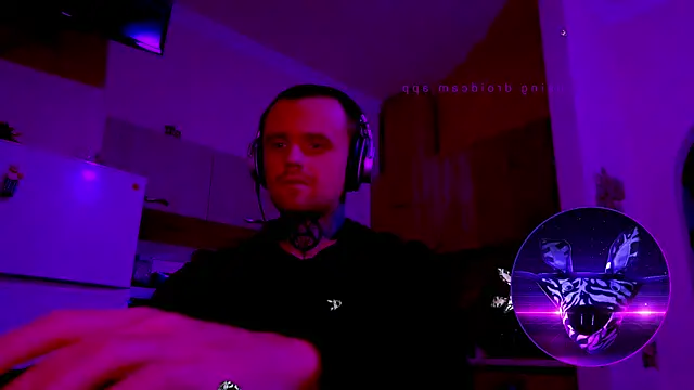 Snapshot of HappyZebra13 chatting on February 2025 02:42:01 PM HappyZebra13 online show from February 2025 02:42:01 PM