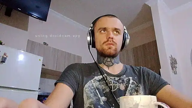 Snapshot of HappyZebra13 chatting on March 2025 04:14:02 PM HappyZebra13 online show from March 2025 04:14:02 PM